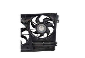 Moto ventilateur radiateur VOLKSWAGEN GOLF 6 Photo n°3