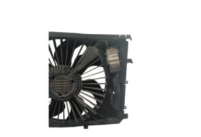 Moto ventilateur radiateur MERCEDES CLASSE C 204 Photo n°2