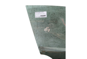 Vitre avant droit PEUGEOT 308 2 Photo n°4