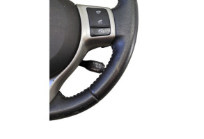 Volant TOYOTA YARIS 3 Photo n°6