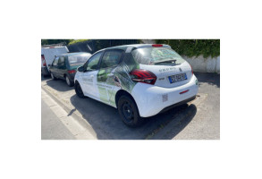 Feu arriere principal droit (feux) PEUGEOT 208 1 Photo n°6