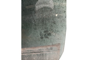 Vitre arriere gauche AUDI A1 2 Photo n°1
