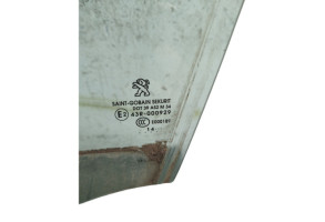 Vitre avant droit FIAT PANDA 3 Photo n°2