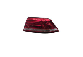 Feu arriere principal droit (feux) VOLKSWAGEN PASSAT 7 Photo n°5