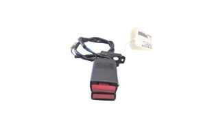 Attache ceinture arriere droit PEUGEOT 308 1 Photo n°2