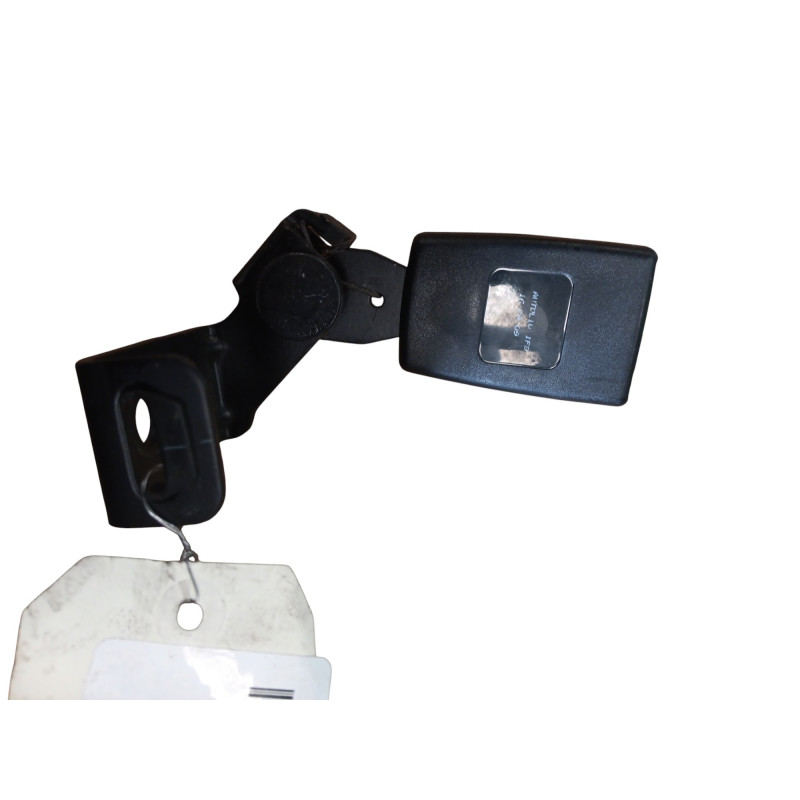 Attache ceinture arriere droit HYUNDAI I 10 1 Photo n°1
