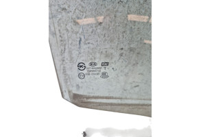 Vitre arriere droit KIA RIO 3 Photo n°2
