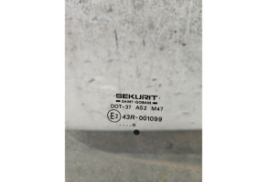 Vitre avant droit PEUGEOT BOXER 1 Photo n°1
