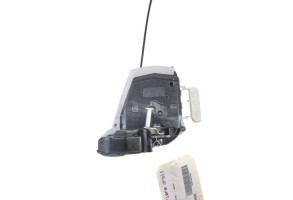 Serrure arriere droit TOYOTA YARIS 3 Photo n°2