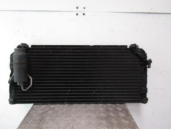 Radiateur clim TOYOTA COROLLA 9 Photo n°1