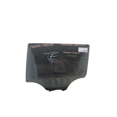 Vitre arriere gauche PEUGEOT 2008 1