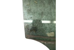 Vitre arriere droit TOYOTA AVENSIS 3 Photo n°2