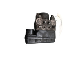 Bloc ABS (freins anti-blocage) TOYOTA RAV4 2 Photo n°2