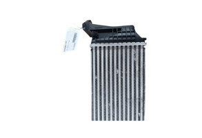 Echangeur air (Intercooler) IVECO DAILY 6 Photo n°3
