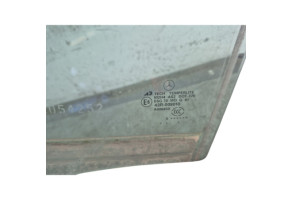 Vitre arriere gauche MERCEDES CLASSE M 164 Photo n°2