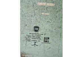 Vitre avant droit FIAT 500X Photo n°2