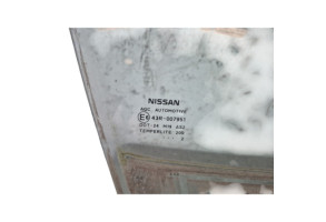Vitre avant droit NISSAN JUKE 1 Photo n°2
