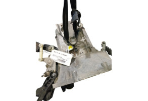 Boite de vitesses PEUGEOT 208 1 Photo n°4