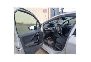 Vitre avant droit PEUGEOT 208 1 Photo n°14