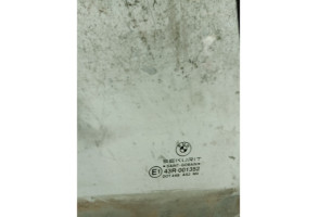 Vitre arriere droit BMW SERIE 3 E46 Photo n°2