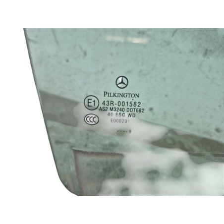 Vitre arriere droit MERCEDES CLASSE C 204