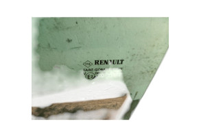 Vitre arriere gauche RENAULT CLIO 3 Photo n°2