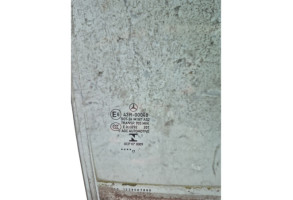 Vitre arriere droit MERCEDES CLASSE A 176 Photo n°2