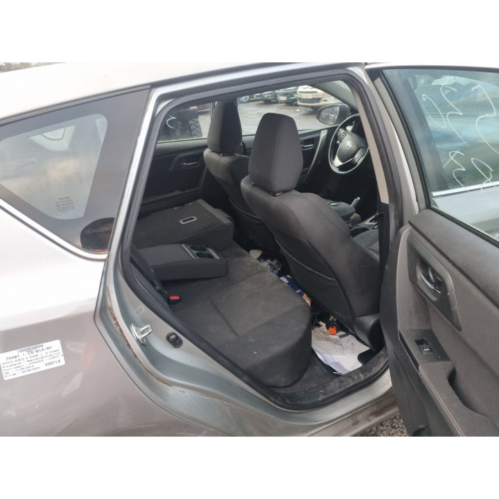 Poignee porte avant gauche TOYOTA AURIS 2 Photo n°14