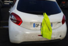 Bouton de warning PEUGEOT 208 1 Photo n°7