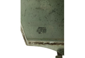 Vitre avant droit SEAT IBIZA 4 Photo n°2