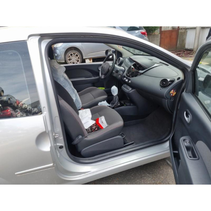 Poignee porte avant gauche RENAULT TWINGO 2 Photo n°16