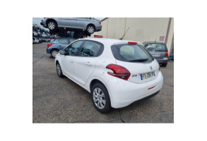 Vitre arriere gauche PEUGEOT 208 1 Photo n°5