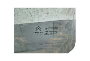 Vitre arriere droit CITROEN C3 3 Photo n°2