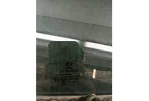 Vitre arriere gauche PEUGEOT 208 1 Photo n°2