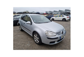 Vitre arriere droit VOLKSWAGEN GOLF 5 Photo n°4