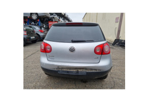 Vitre arriere droit VOLKSWAGEN GOLF 5 Photo n°7