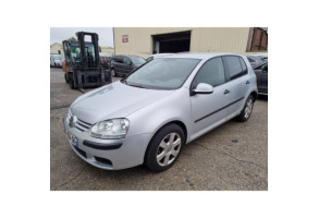 Vitre arriere droit VOLKSWAGEN GOLF 5 Photo n°10