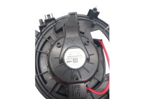 Ventilateur chauffage VOLKSWAGEN GOLF 8 Photo n°1