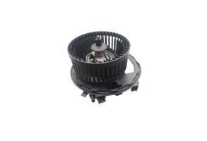 Ventilateur chauffage VOLKSWAGEN GOLF 8 Photo n°3