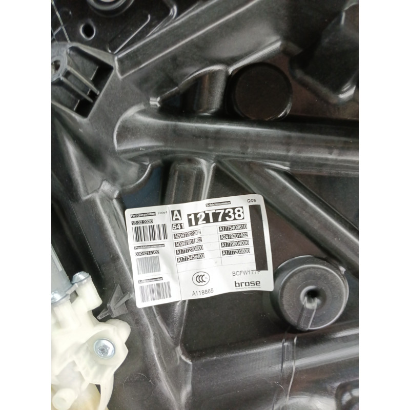 Leve vitre electrique avant droit MERCEDES CLASSE A 177 Photo n°1