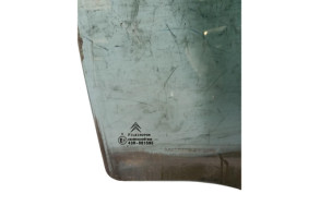 Vitre arriere droit CITROEN C3 PICASSO Photo n°1