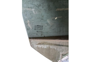 Vitre avant droit RENAULT MEGANE 3 Photo n°1