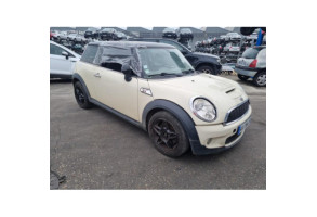 Feu arriere stop central MINI MINI 2 R56 Photo n°9