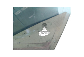 Vitre avant gauche ALFA ROMEO 147 Photo n°1