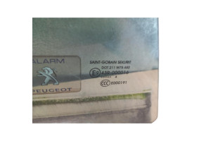 Vitre avant droit PEUGEOT PARTNER 2 Photo n°2