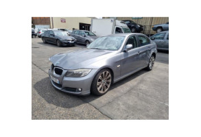 Feu arriere stop central BMW SERIE 3 E90 Photo n°5