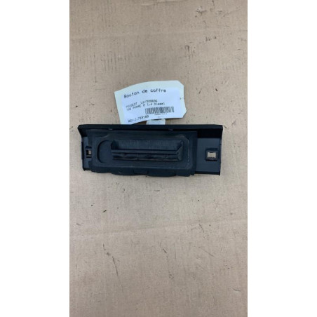 Bouton de coffre PEUGEOT 206
