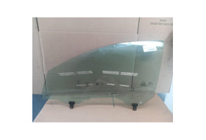 Vitre avant gauche KIA SPORTAGE 3 Photo n°2
