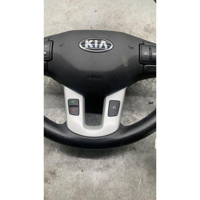 Volant KIA SPORTAGE 3 Photo n°1