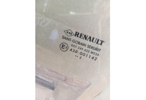 Vitre avant gauche RENAULT MEGANE 3 Photo n°2